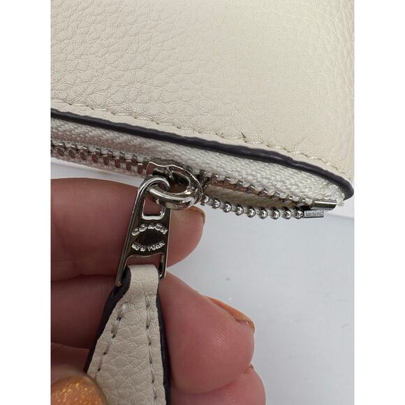 Coach Disney Dumbo Leather Long Zip Around Wallet White 88671 Limited Gift Japan - Picture 6 of 8